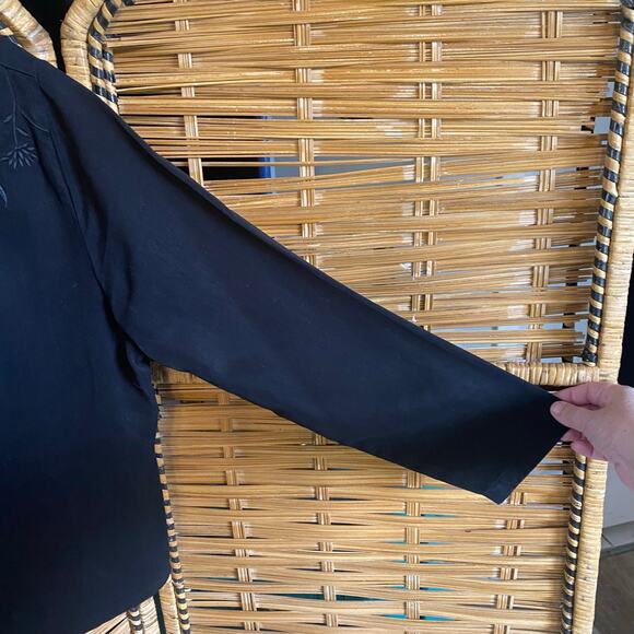 Vintage Action Wear USA Black Tencel Lyocell Embroidered Jacket shacket Medium - Picture 7 of 8